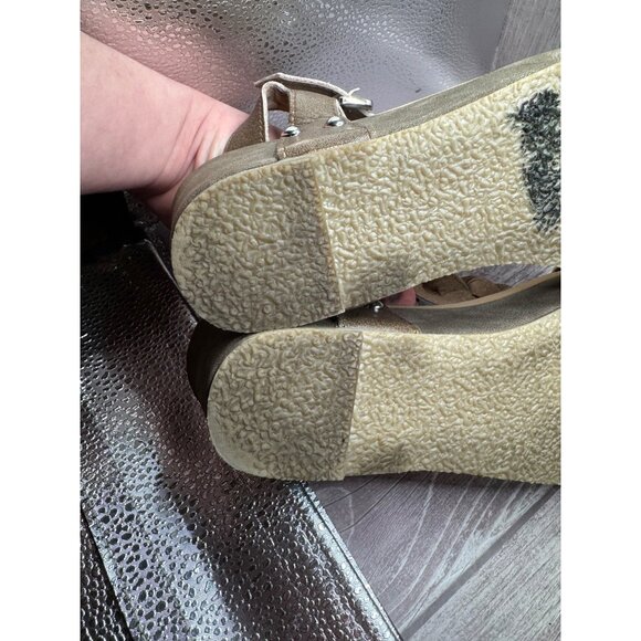 Volatile Gold Braided Leather Itzel Sandal Shoe Women Size 7 - Picture 11 of 12